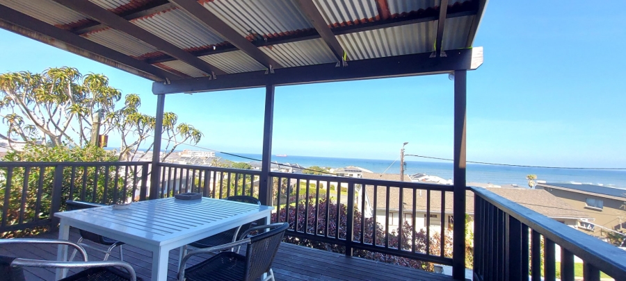 7 Bedroom Property for Sale in Gonubie Eastern Cape